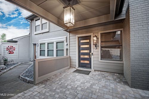 92 Breakers Ln, Ridgeland, MS, 39157-1105 | Card Image