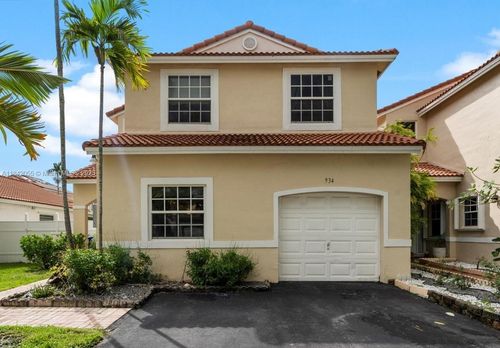 934 Sw 179th Ave, Pembroke Pines, FL, 33029-4431 | Card Image