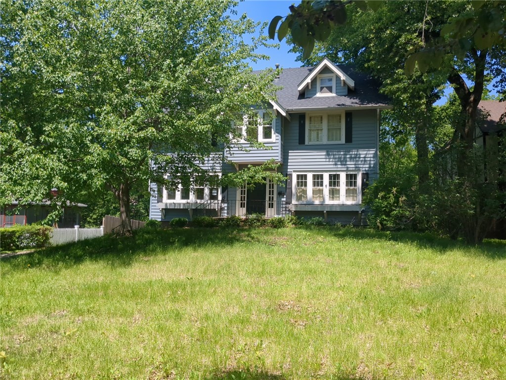 Waterbury Cir, Des Moines, IA 50312