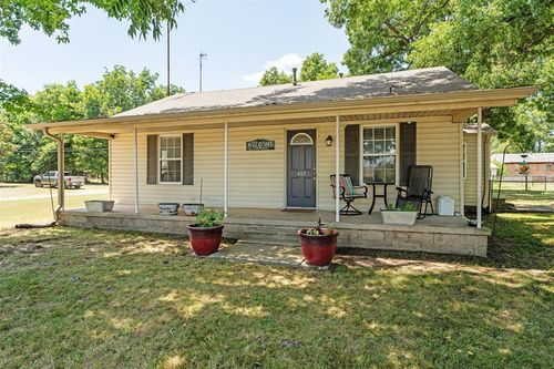 407 S Texas St, Elmore City, OK, 73433-9118 | Card Image