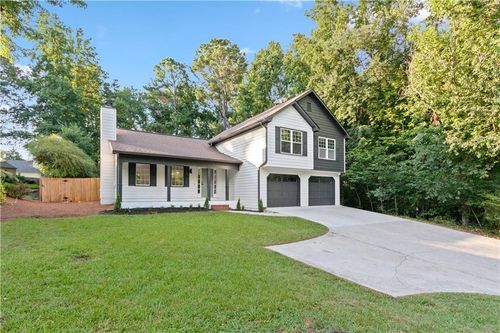 3415 Camens Ct, Buford, GA, 30519-6760 | Card Image