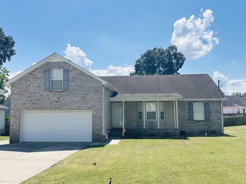 813 Chaney Woods Dr, LA VERGNE, TN, 37086-3807 | Card Image