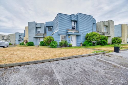 apt-19-1728 Edwards Dr, Point Roberts, WA, 98281-8513 | Card Image
