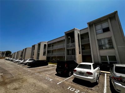 1031 - 2625 State Road 590, Condo with 2 bedrooms, 1 bathrooms and null parking in Clearwater FL | Image 1