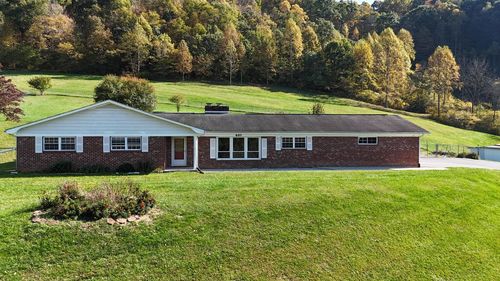 651 Mitchell Valley Dr, Marion, VA, 24354 | Card Image