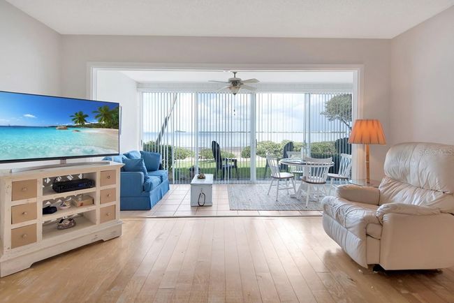 UNIT-111 - 600 Manatee Ave, Condo with 2 bedrooms, 2 bathrooms and null parking in Holmes Beach FL | Image 7
