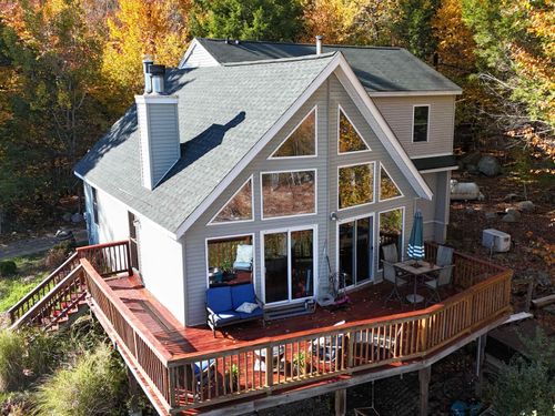 105 Pound Rd, Farmington, NH, 03835-3610 | Card Image