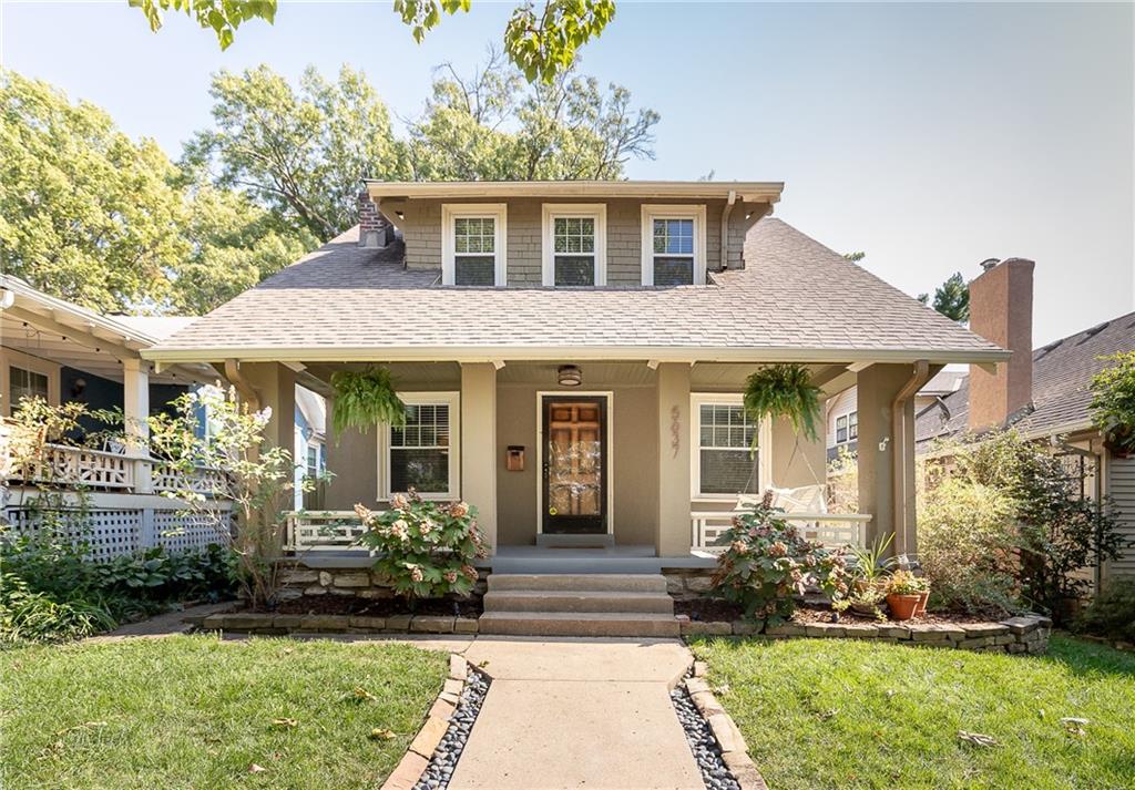 Cherry St, Kansas City, MO 64110