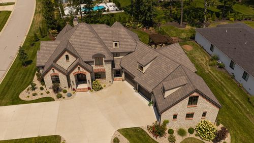 871 E Kenmare Ct, Nixa, MO, 65714-4212 | Card Image