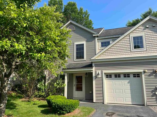 apt-3-299 Mount Support Rd, Lebanon, NH, 03766-2810 | Card Image