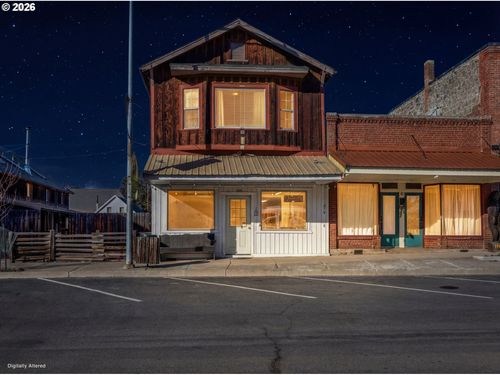 142 Nw Front St, Prairie City, OR, 97869-2063 | Card Image