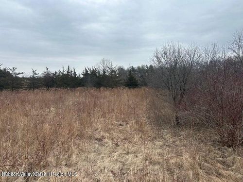 97 Hillside Dr, ATHENS, NY, 12015-3600 | Card Image