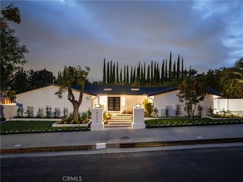 18057 Medley Dr, Encino, CA, 91316-4373 | Card Image