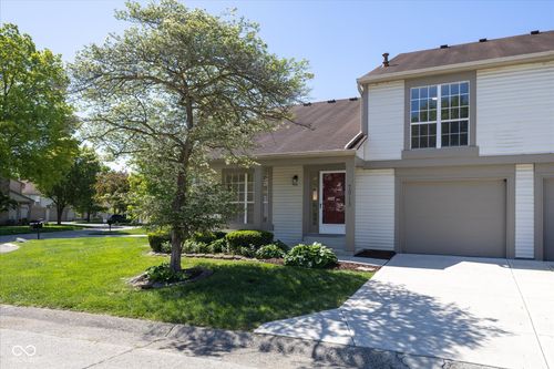 7913 Hunters Path, Indianapolis, IN, 46214-1535 | Card Image