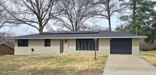 613 Norris Dr, Jefferson City, MO, 65109-0735 | Card Image