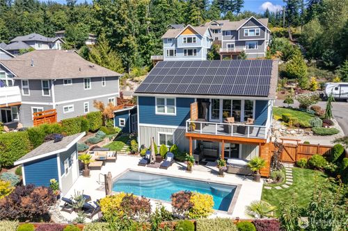 3821 Connelly Ave, Bellingham, WA, 98229-3352 | Card Image