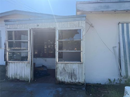 5770 Sw 38th Ct, Davie, FL, 33314-2730 | Card Image