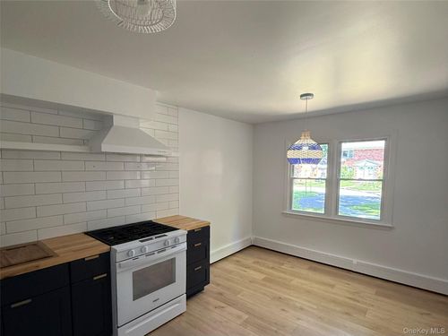 3n-1668 Route 9, Wappingers Falls, NY, 12590-7405 | Card Image