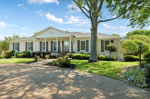 223 Kennett Rd, Old Hickory, TN, 37138-2114 | Card Image