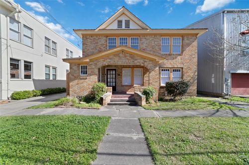 2907 Albany St, Houston, TX, 77006-3206 | Card Image