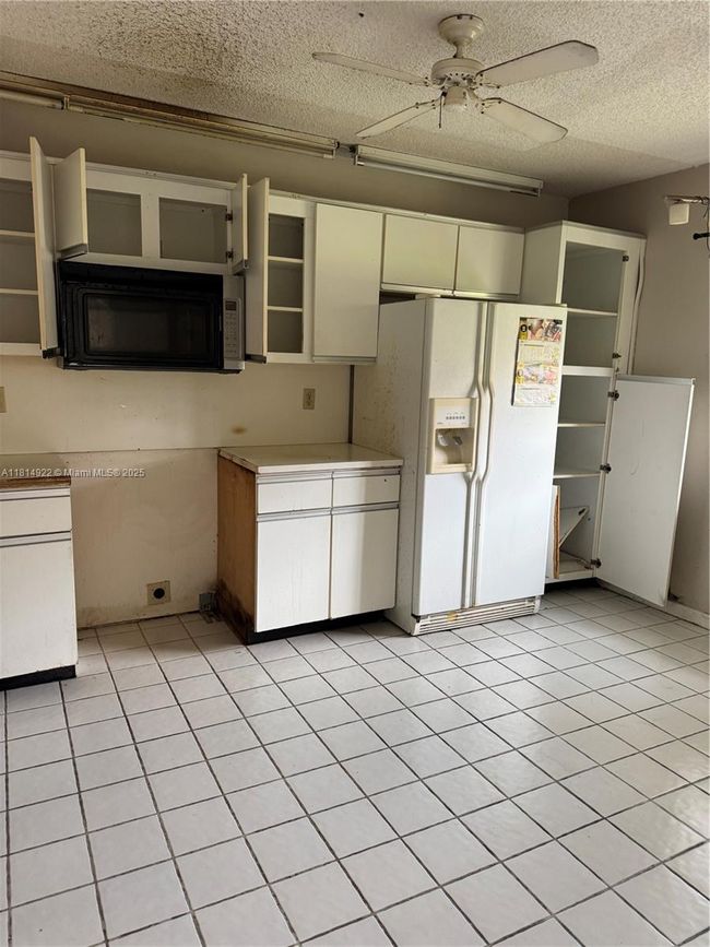 3313 Inverrary Blvd W, Townhouse with 3 bedrooms, 2 bathrooms and null parking in Lauderhill FL | Image 21
