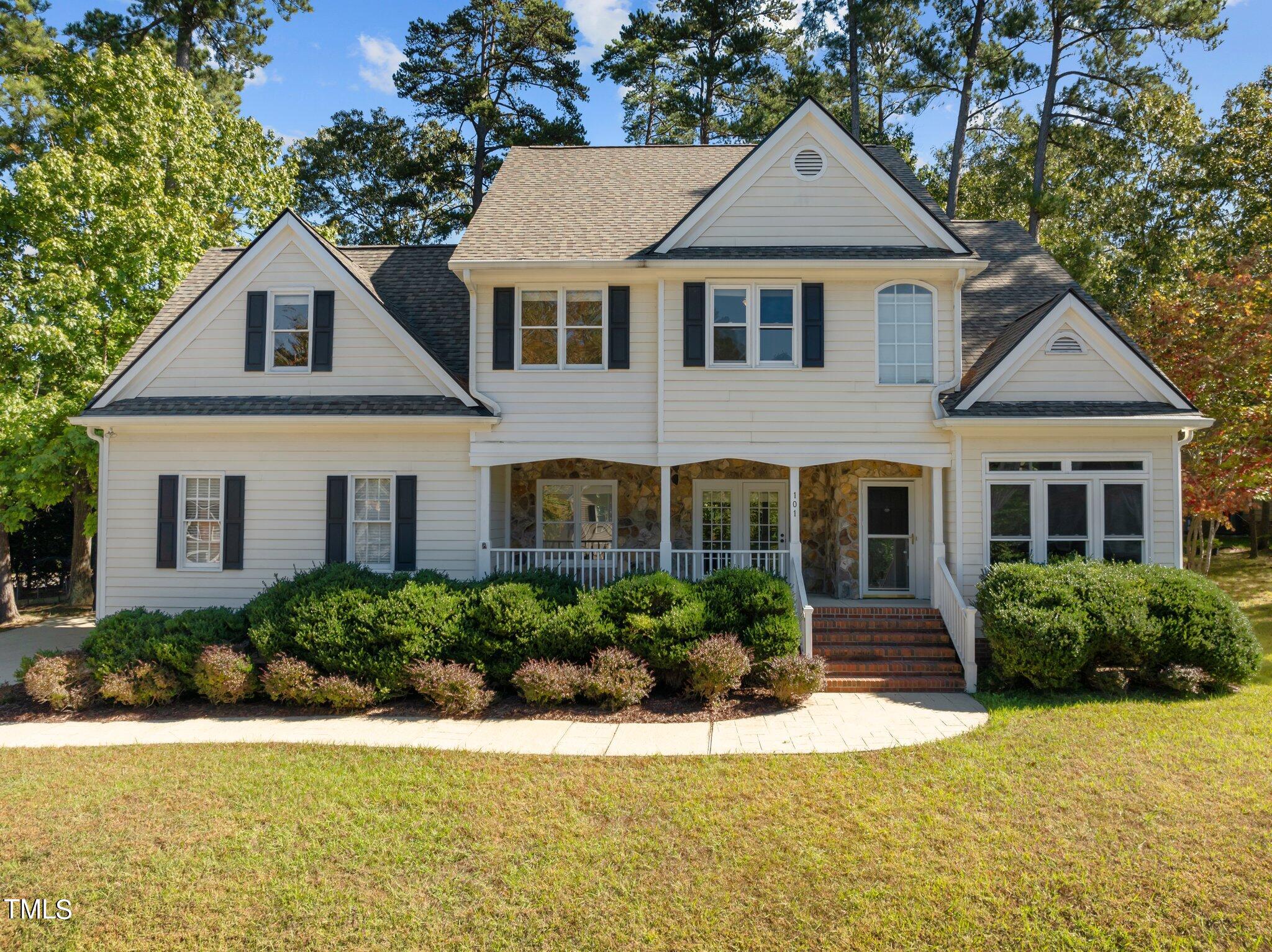Barons Glenn Way, Cary, NC 27513