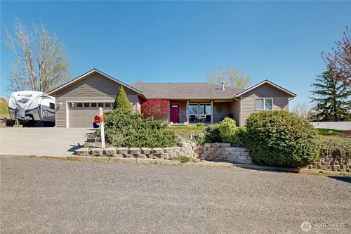 808 E Tremont, Dayton, WA, 99328 | Card Image