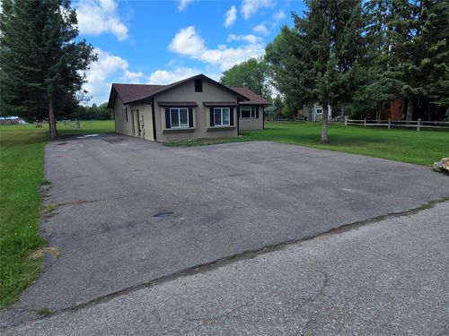 692 Shadow Ln, Kalispell, MT, 59901-2357 | Card Image