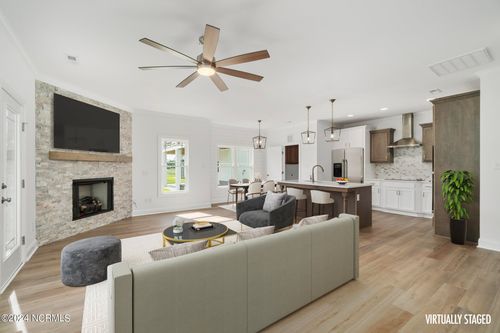 529 E Great Egret Way, Beaufort, NC, 28516-2489 | Card Image