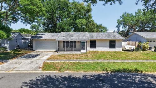 2071 59th St N, CLEARWATER, FL, 33760-1910 | Card Image