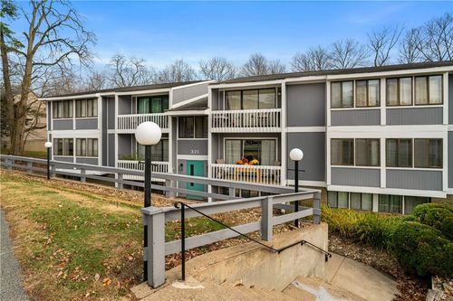 apt-b12-321 Ridge Point Cir, Bridgeville, PA, 15017-1563 | Card Image