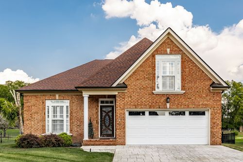 1119 Fairvue Village Ln, Gallatin, TN, 37066-7412 | Card Image