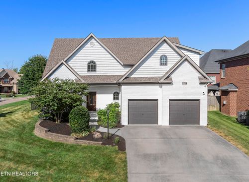2214 Muddy Creek Ln, Knoxville, TN, 37932-3281 | Card Image