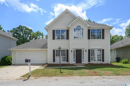 117 Crestmont Ln, Pelham, AL, 35124-1806 | Card Image