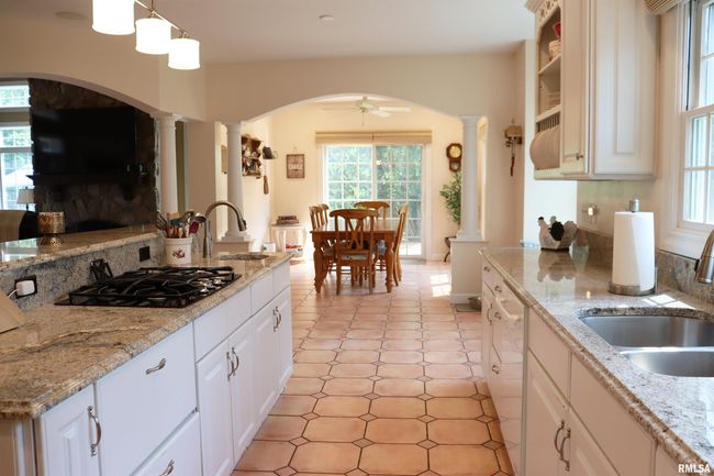 1112 W Cedar Hills Dr, House other with 5 bedrooms, 6 bathrooms and null parking in Dunlap IL | Image 18