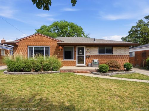 28726 Suburban Dr, Warren, MI, 48088-7853 | Card Image