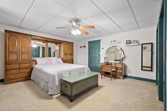 1308 Logan Rd, House other with 5 bedrooms, 4 bathrooms and 4 parking in Gibsonia PA | Image 36