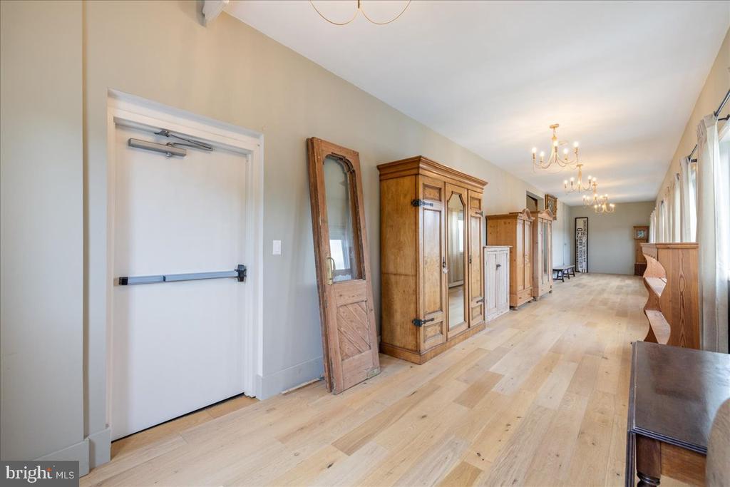 Commercial Lease in RED HILL 5