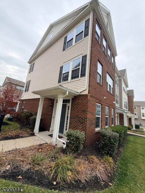 101 Truman Dr, Wood Ridge, NJ, 07075-2155 | Card Image