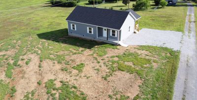 988 Smith Bend Ln, House other with 3 bedrooms, 2 bathrooms and null parking in Gainesboro TN | Image 3