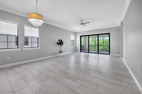 unit-201-16386 Viansa Way, NAPLES, FL, 34110-3456 | Card Image
