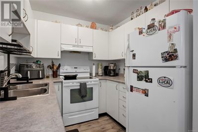 404 - 282 Birch St, Condo with 2 bedrooms, 1 bathrooms and 1 parking in Campbell River BC | Image 2