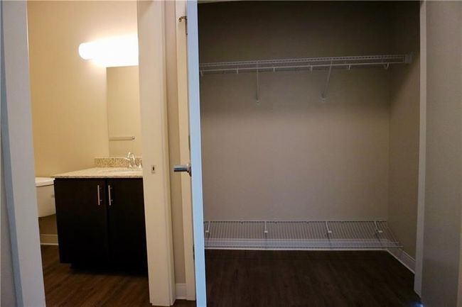 APT-404 - 1655 5 Th Ave, Condo with 1 bedrooms, 1 bathrooms and null parking in Pittsburgh PA | Image 17