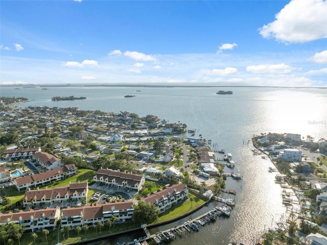2387 - 2387 Hanover Dr, Townhouse with 3 bedrooms, 3 bathrooms and null parking in DUNEDIN FL | Image 67