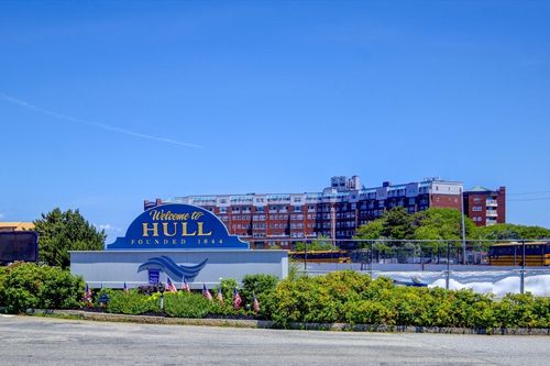 602-9 Park Ave, Hull, MA, 02045-3190 | Card Image