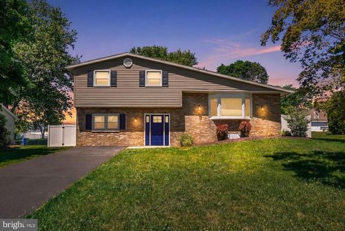 259 Nollyn Dr, DALLASTOWN, PA, 17313-9529 | Card Image