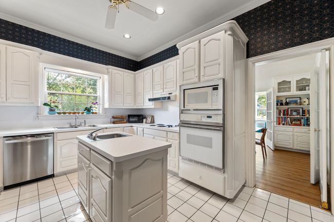 101 Ridge Way Gap, House other with 4 bedrooms, 4 bathrooms and null parking in Ovilla TX | Image 15