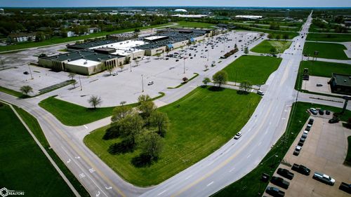 Lot E S Gear Ave, West Burlington, IA, 52655 | Card Image