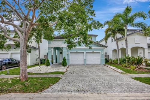 216 Ne 36th Ter, Homestead, FL, 33033-7107 | Card Image