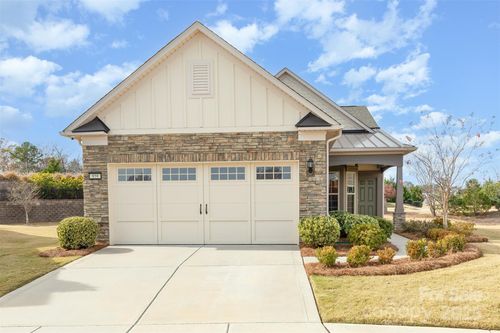 959 Sunrise Ln, Fort Mill, SC, 29715-8608 | Card Image